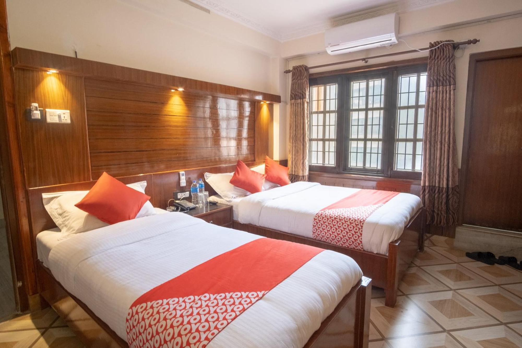 Oyo 304 Hotel Manama Balaju 外观 照片