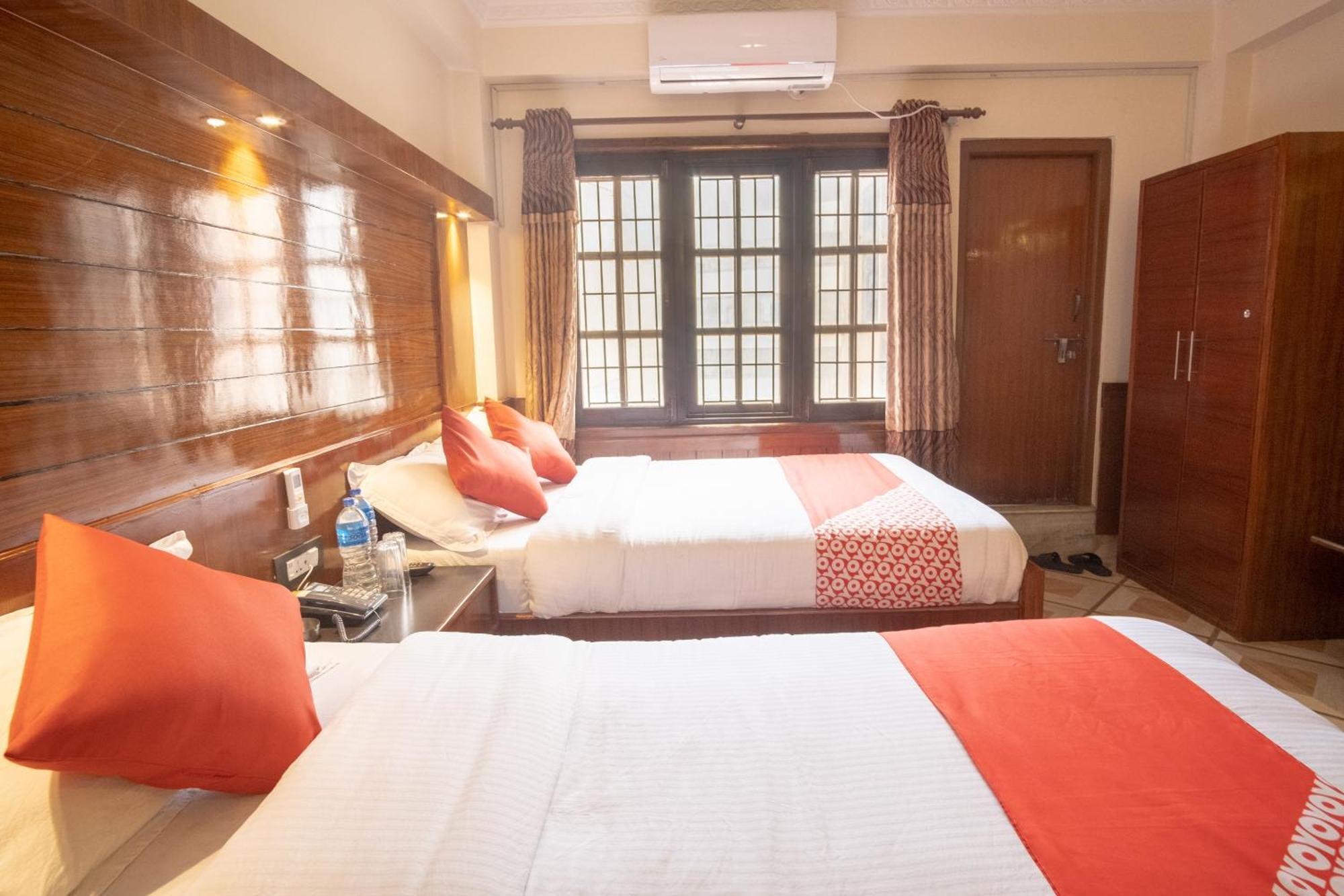 Oyo 304 Hotel Manama Balaju 外观 照片